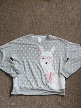 Secret Treasures Gray Star Llama Top with Pink Accents Size 12-14